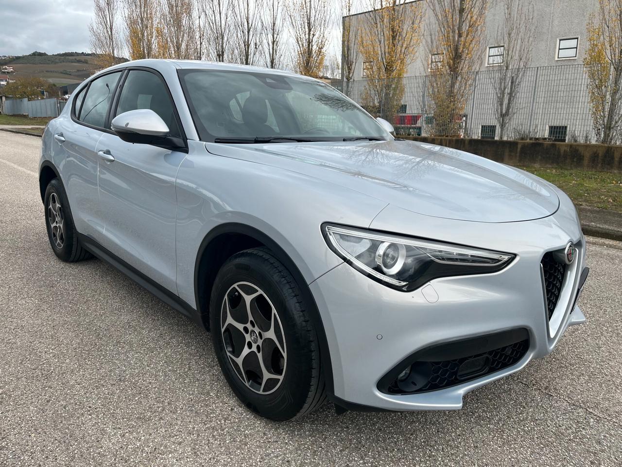 Alfa Romeo Stelvio 2.2 TD 190 cv AT8 Q4 Business