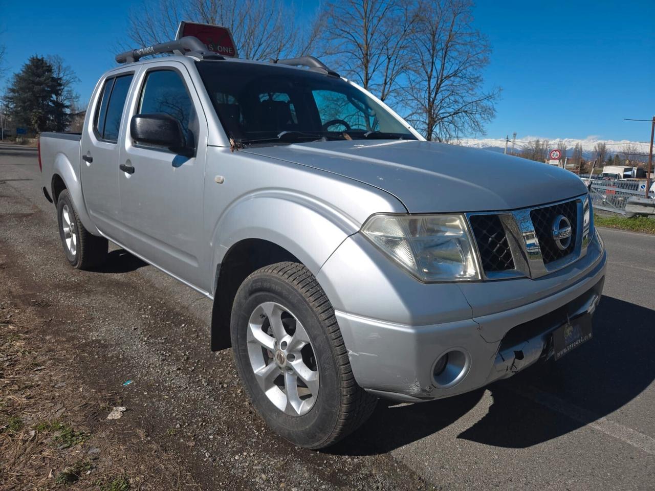 Nissan Navara 2.5 dCi 4 porte Double Cab XE