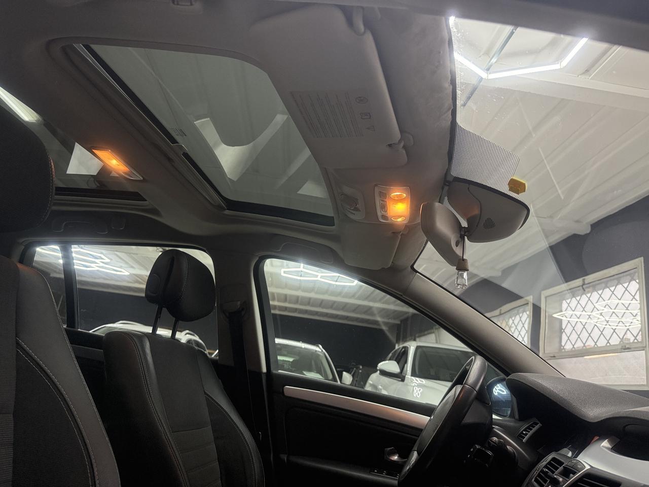 Renault Laguna 2.0 dCi 150CV SporTour Initiale