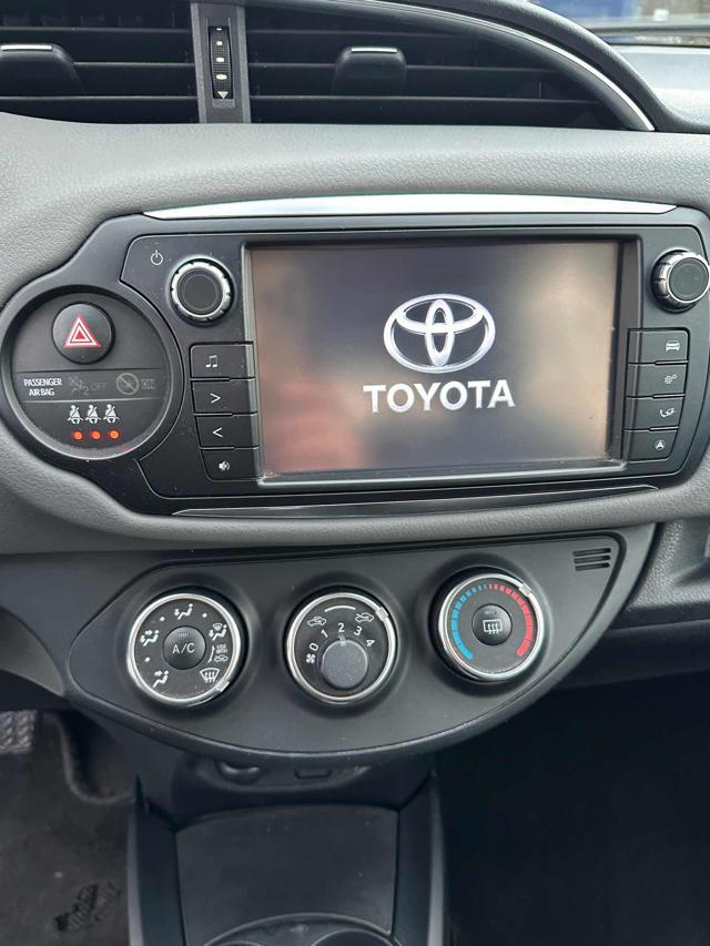 TOYOTA Yaris 1.0 5 porte Lounge OK NEOPATENTATO