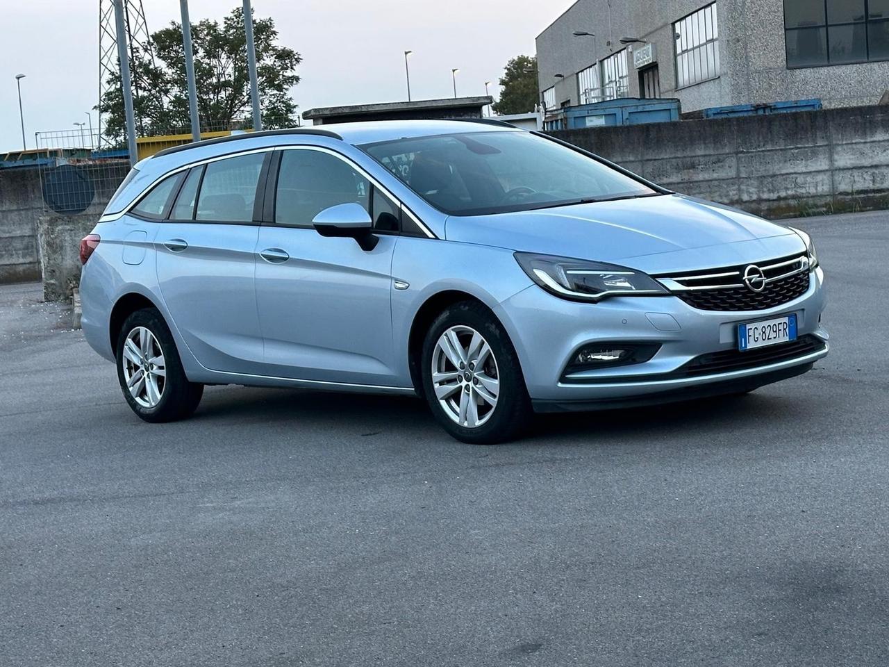 Opel Astra 1.5 Turbo Diesel 130 CV AT8 Edition