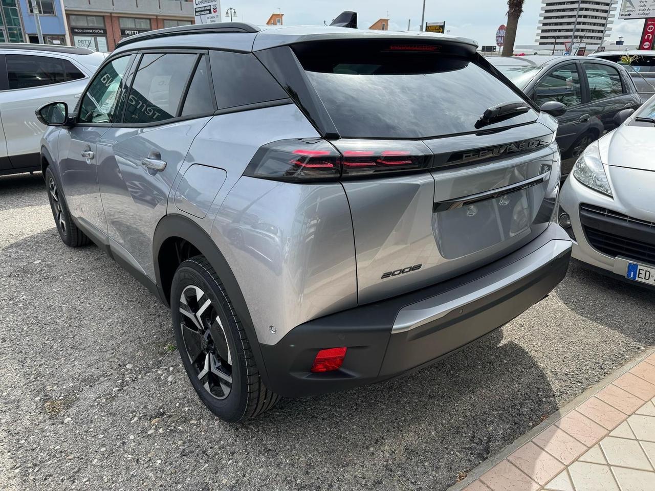 Peugeot 2008 PureTech 100 S&S Allure KM0