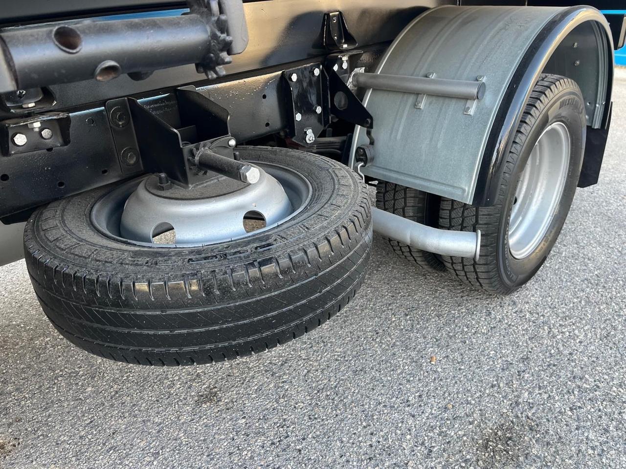 Bucher schorling B.80-2.8 tdi-ribalt/tril-1999