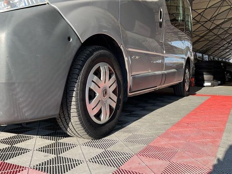 Renault Trafic T27 2.5dCi/140 16V PC-TN Furg.Con