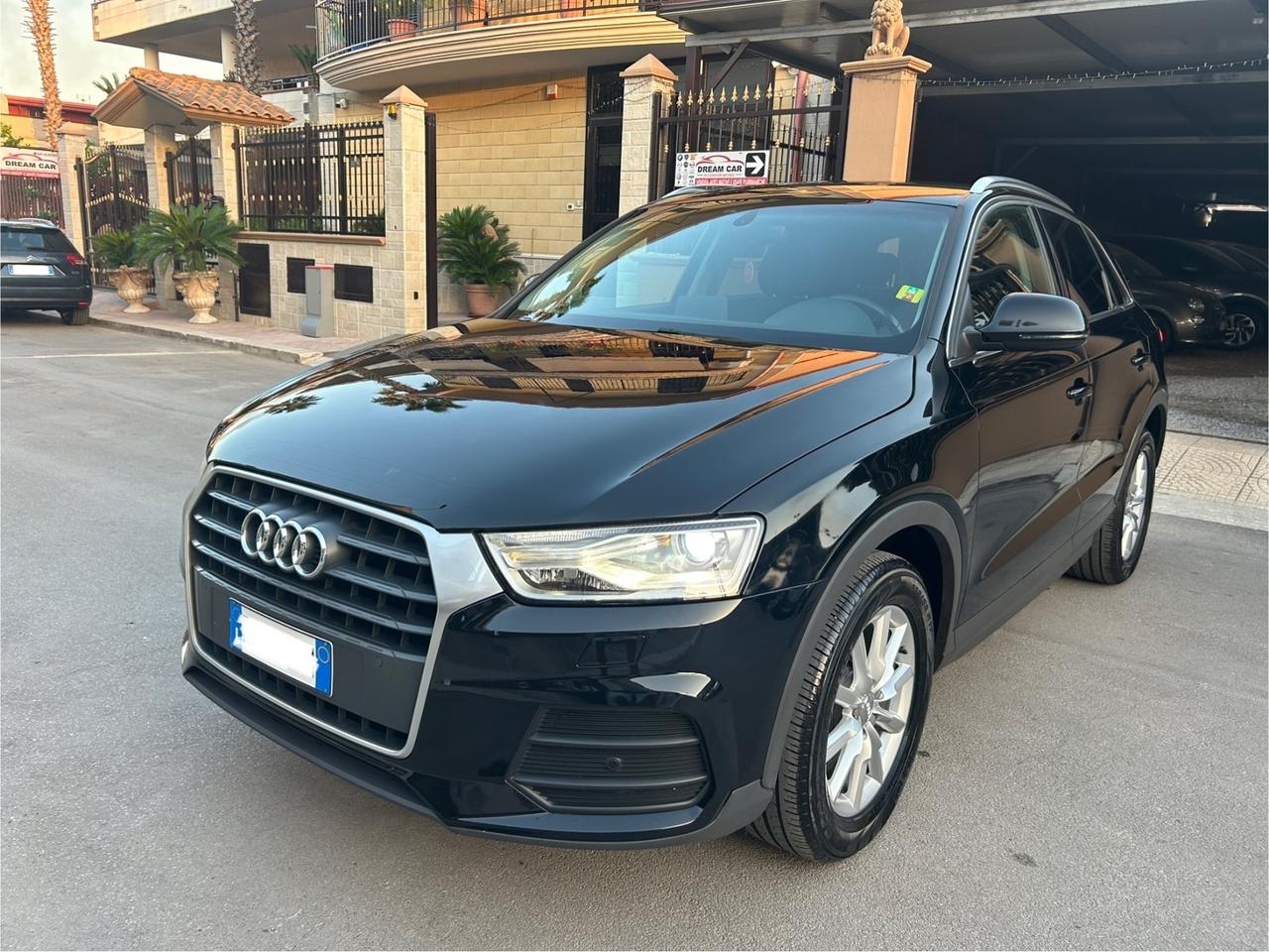 Audi Q3 2.0 TDI 120 CV Sport