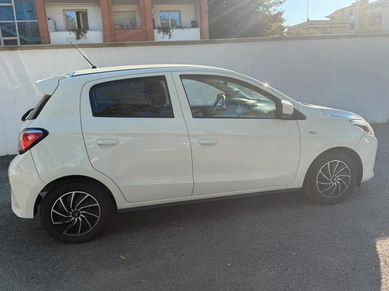 Mitsubishi Space Star 1.2 Intense