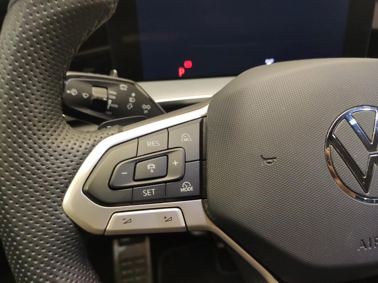Volkswagen Tayron 1.5 eTSI ACT DSG R-Line Plus