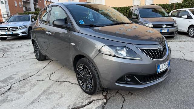 Lancia Ypsilon Ypsilon III 2021 1.0 firefly hybrid Silver s