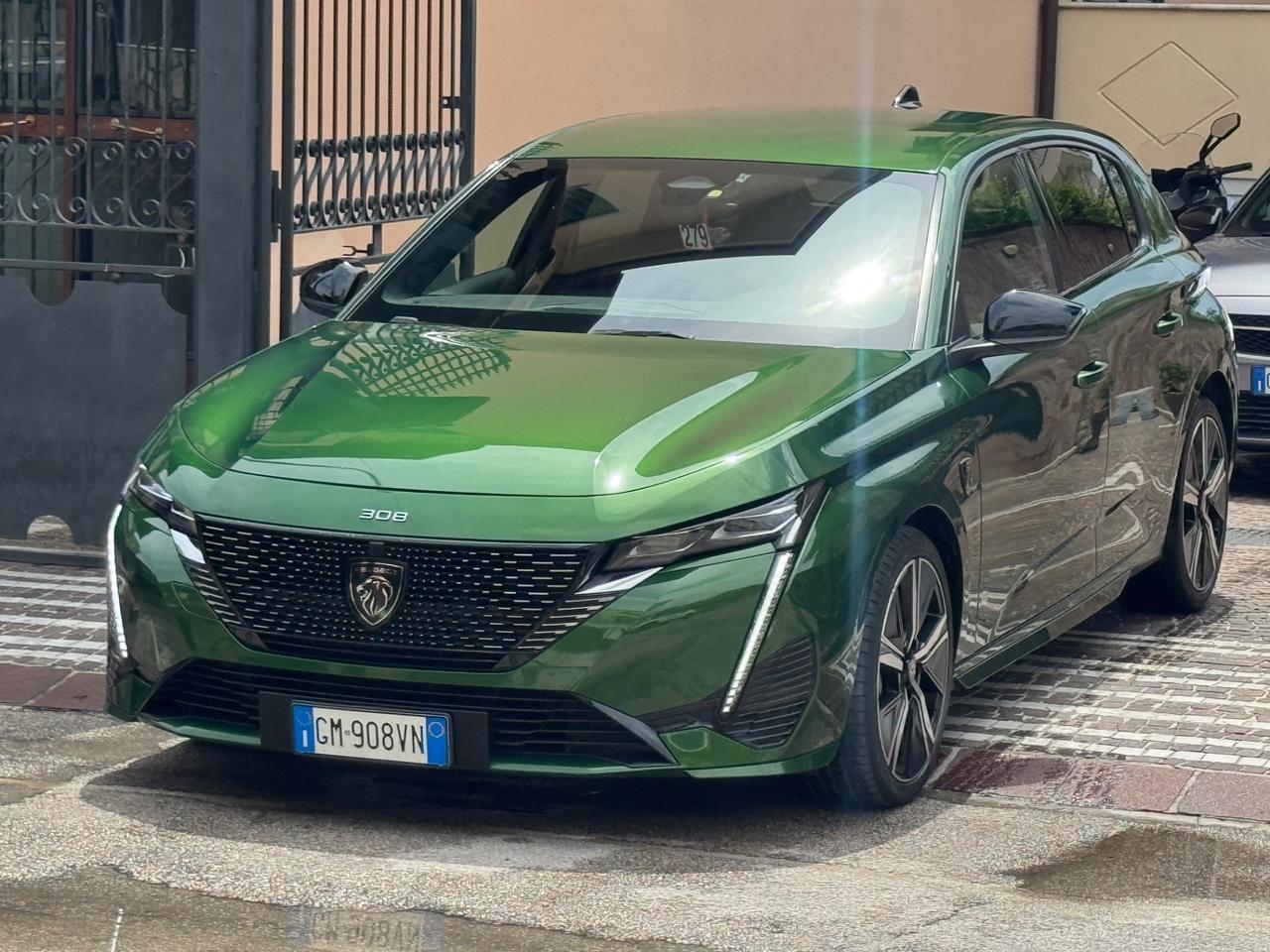 Peugeot 308 BlueHDi 130 S&S EAT8 GT Pack