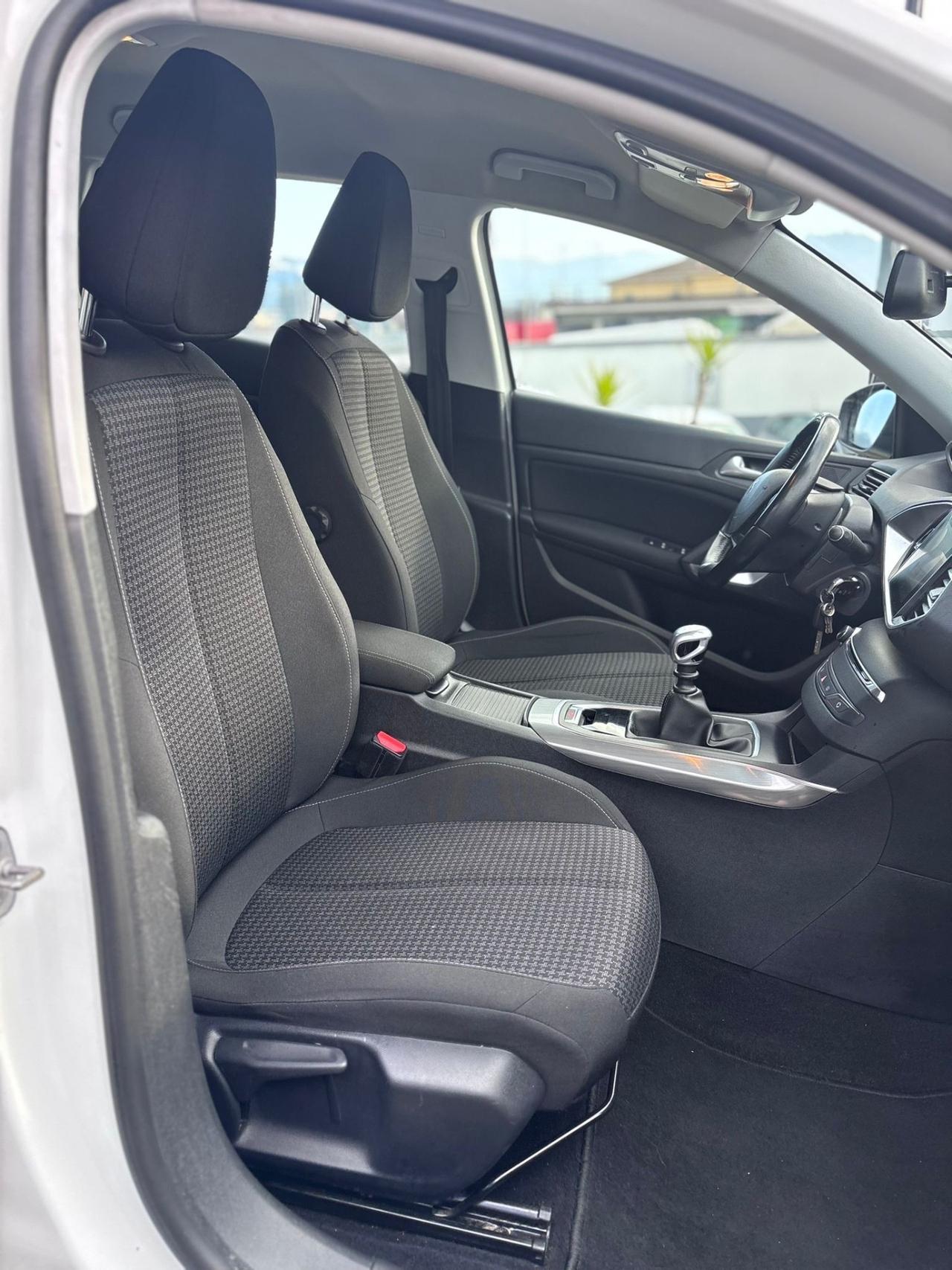 Peugeot 308 BlueHDi 130 S&S SW Allure