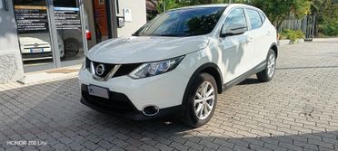 Nissan Qashqai 1.5 dci Tekna 110cv E6