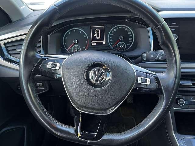 Volkswagen Polo Polo VI 2017 5p 1.0 mpi Comfortline 75cv