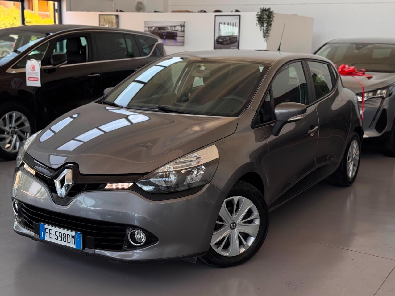 Renault Clio dCi 8V 75CV EDC Start&Stop 5 porte Energy Intens