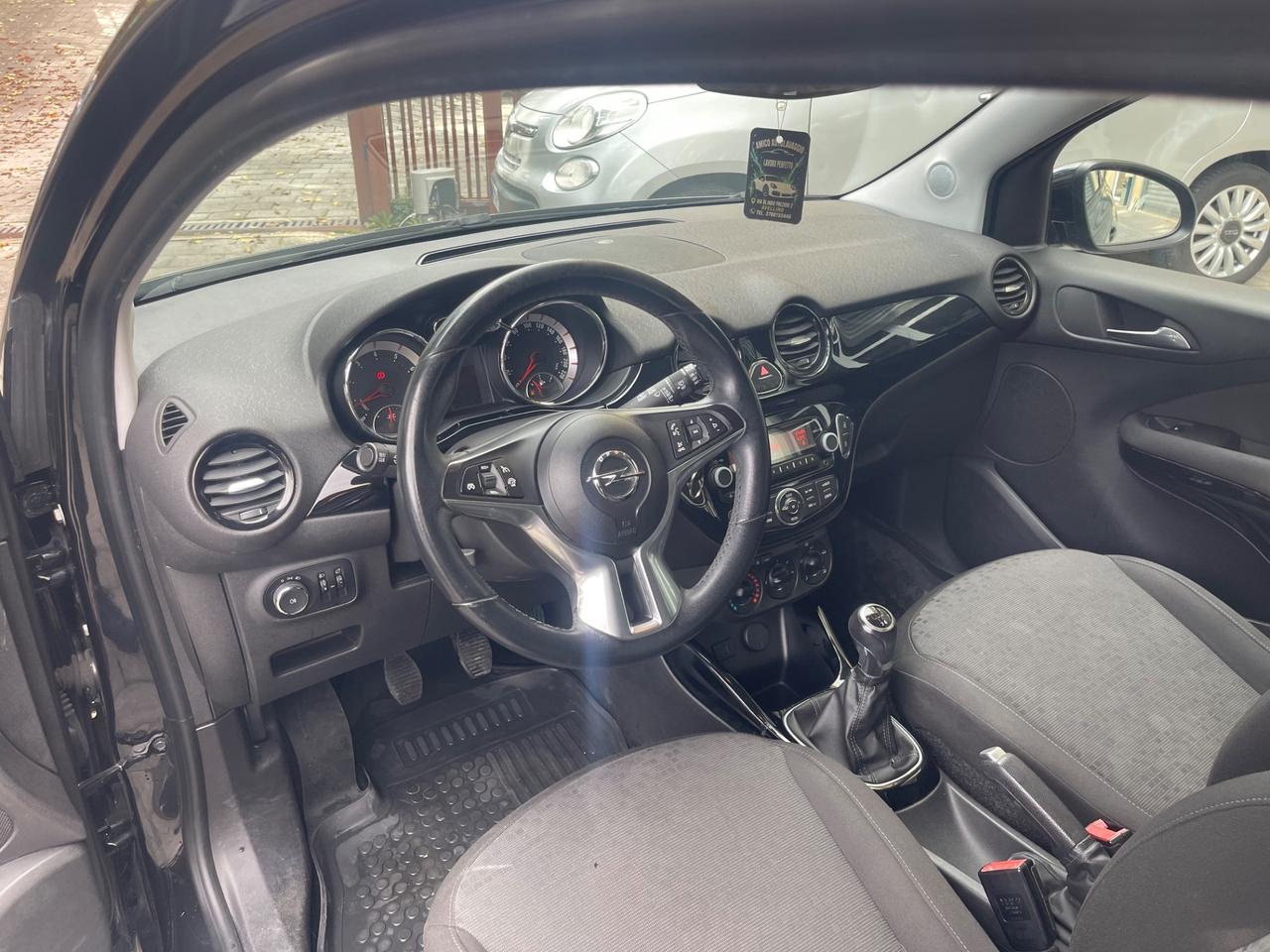 Opel Adam 1.2 70 CV