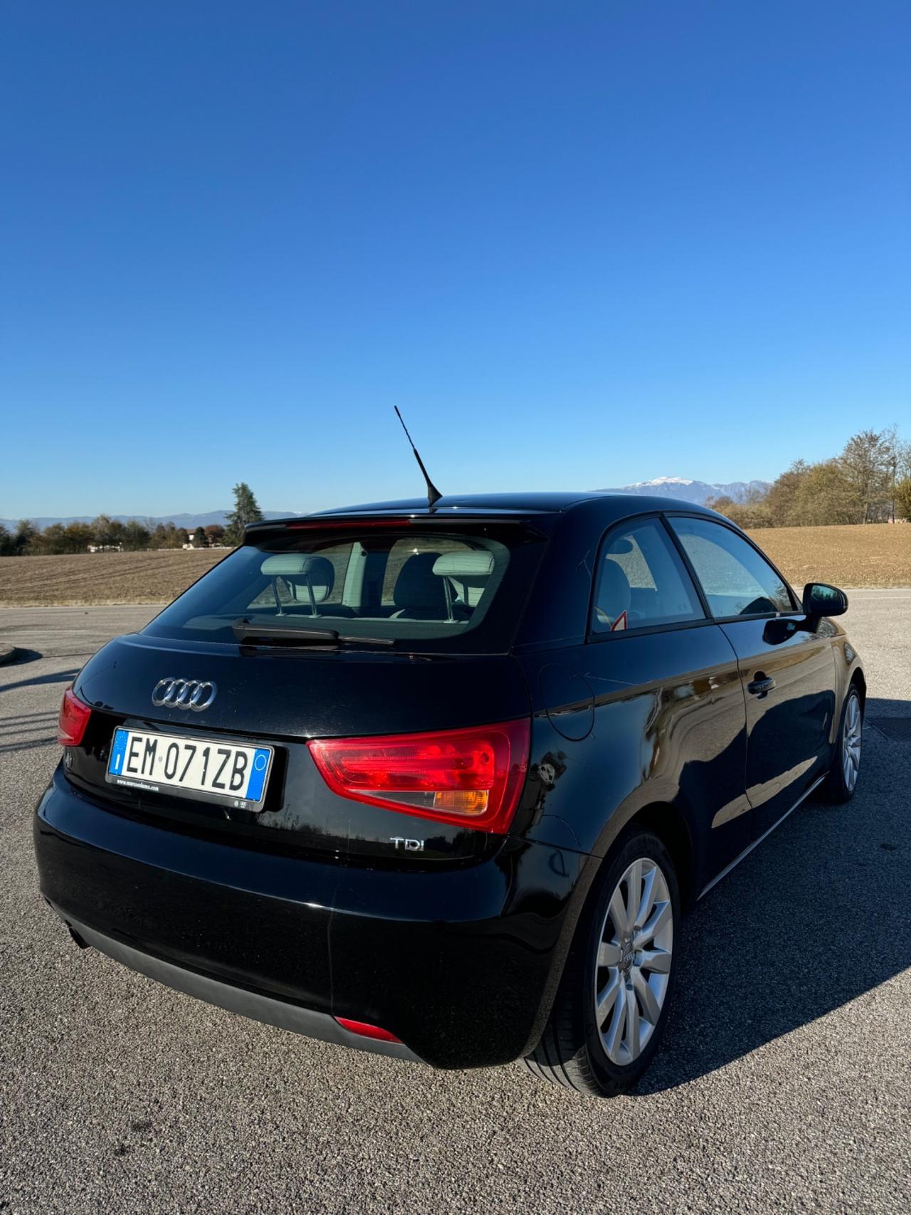 Audi A1 SPB 1.6 TDI 105 CV Ambition