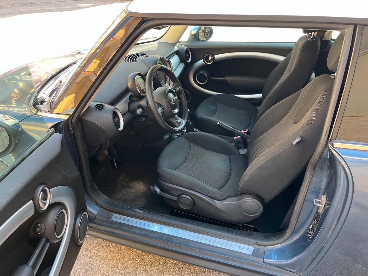 Mini 1.6 16V Cooper "Cambio Automatico"