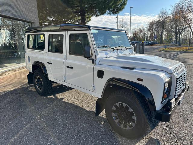 LAND ROVER Defender 110 2.2 TD4 Station Wagon "PREZZO IVA COMPRESA"