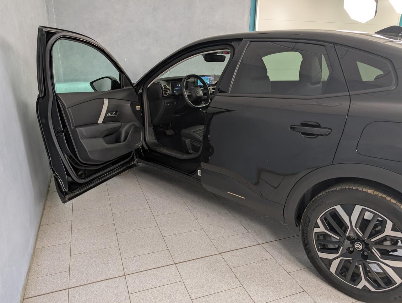 Citroen c4 x 1.2 puretech 130cv EAT8 Max