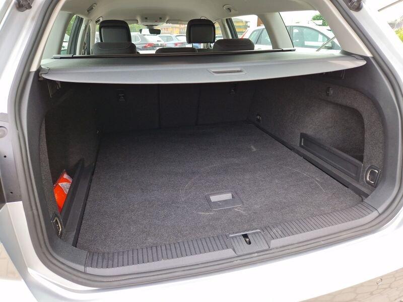 Volkswagen Passat Variant 2.0 TDI SCR EVO DSG Business BMT
