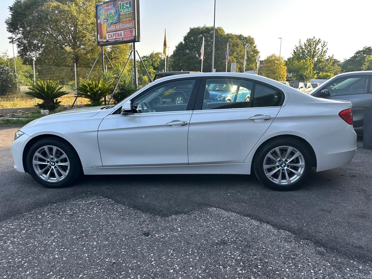 Bmw 318 318d Mineral White Unipro Service Garantita Permute e Finanziamenti