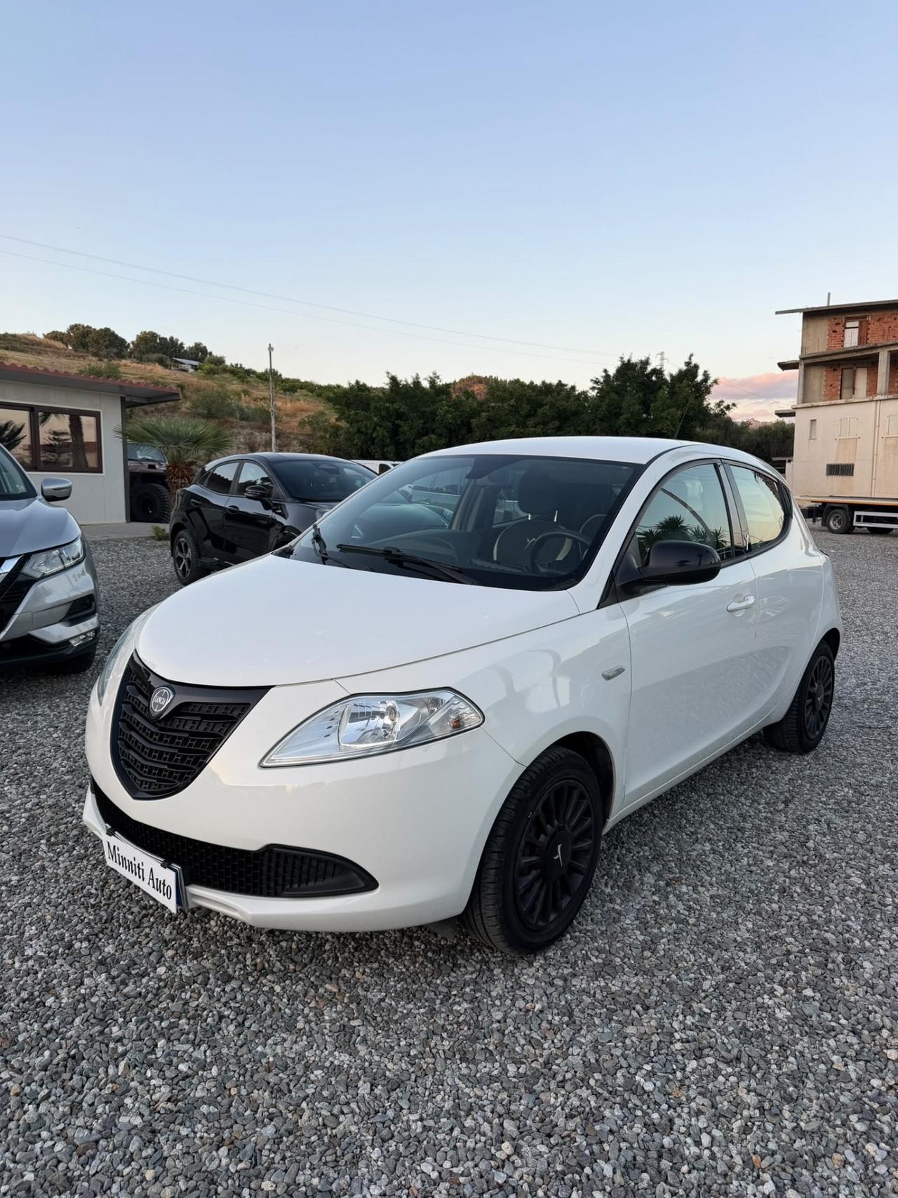 Lancia Ypsilon 1.3 MJT 16V 95 CV 5 porte S&S Gold