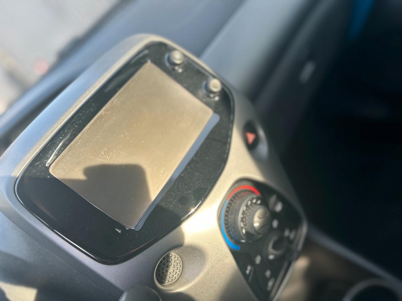 Toyota Aygo 1.0 VVT-i 72 CV 5 porte x-cite