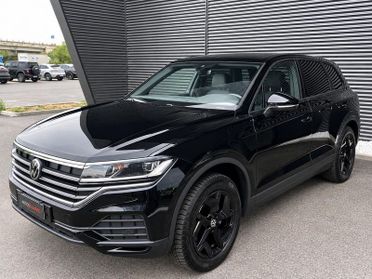 Volkswagen Touareg 3.0 V6 TDI scr Elegance autom. 231 CV