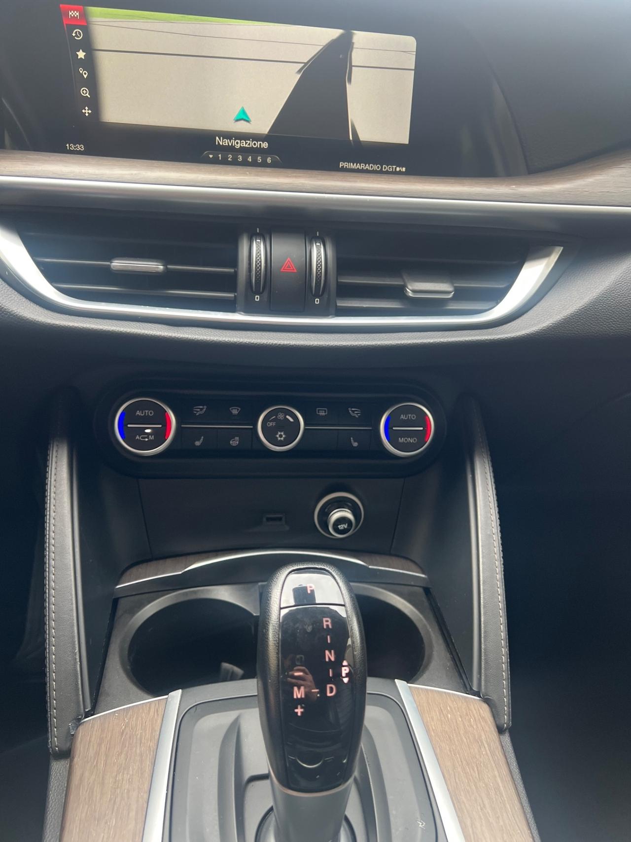 Alfa Romeo Stelvio 2.0 Turbo 280 CV AT8 Q4 Super