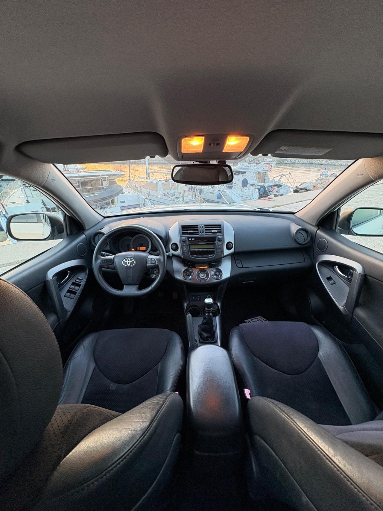 Toyota RAV4 2.2 D-4D 150 CV UNICA PROPRIETARIA