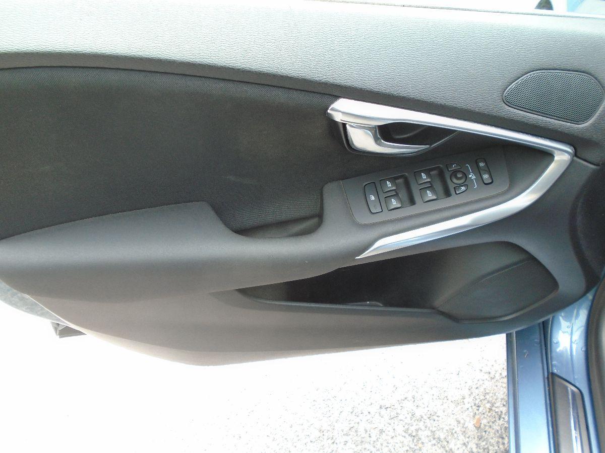 V40 '14 1.6 D2 EURO 5B UNIPRO OK NEOP.