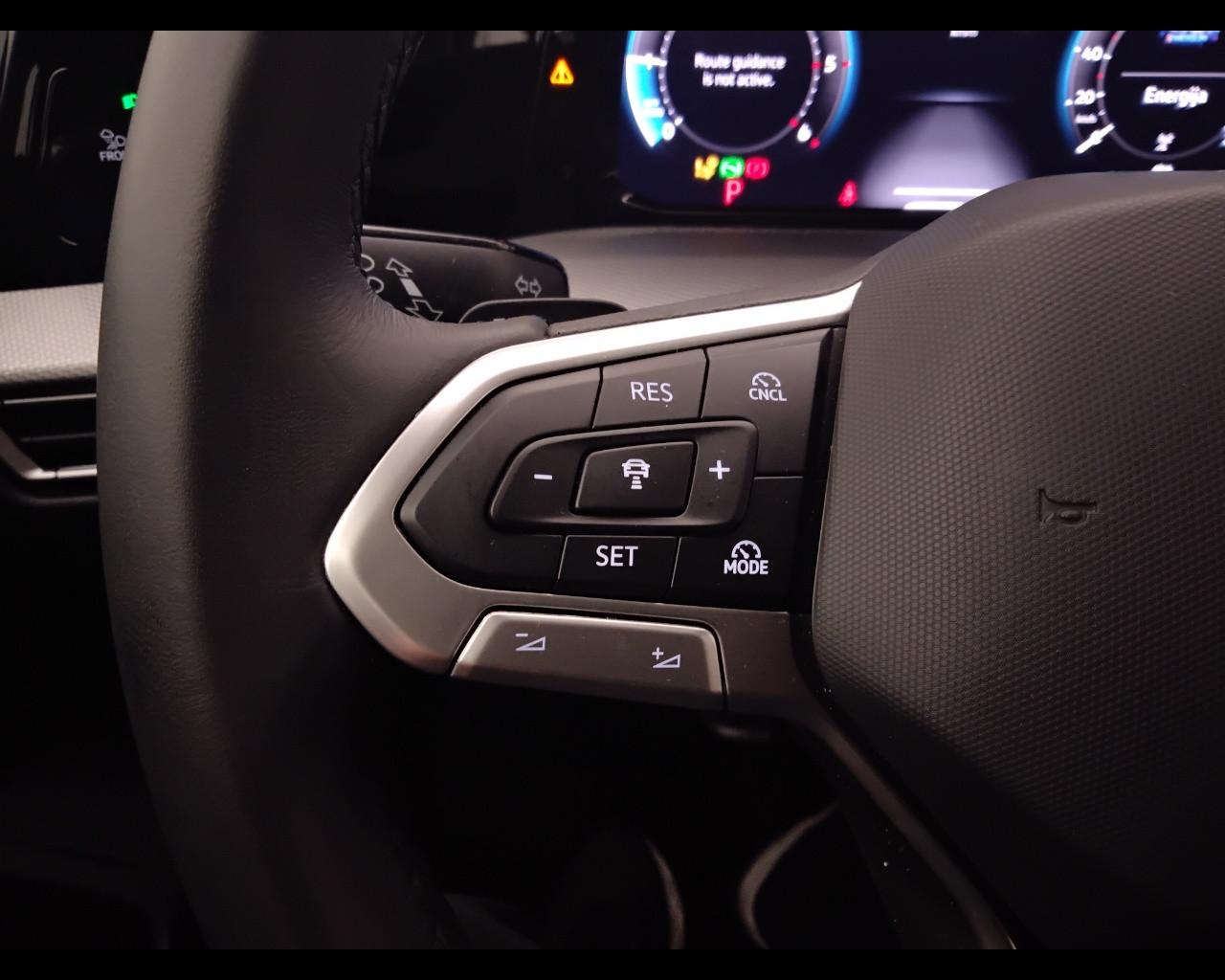 VOLKSWAGEN Golf VIII 2024 - Golf 2.0 tdi Style 150cv dsg