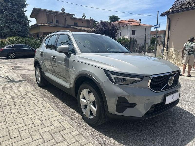 Volvo XC40 T2 automatico Essential