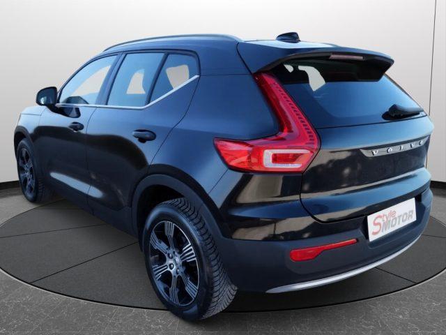 VOLVO XC40 T3 Geartronic Inscription Pari al Nuovo Certificat