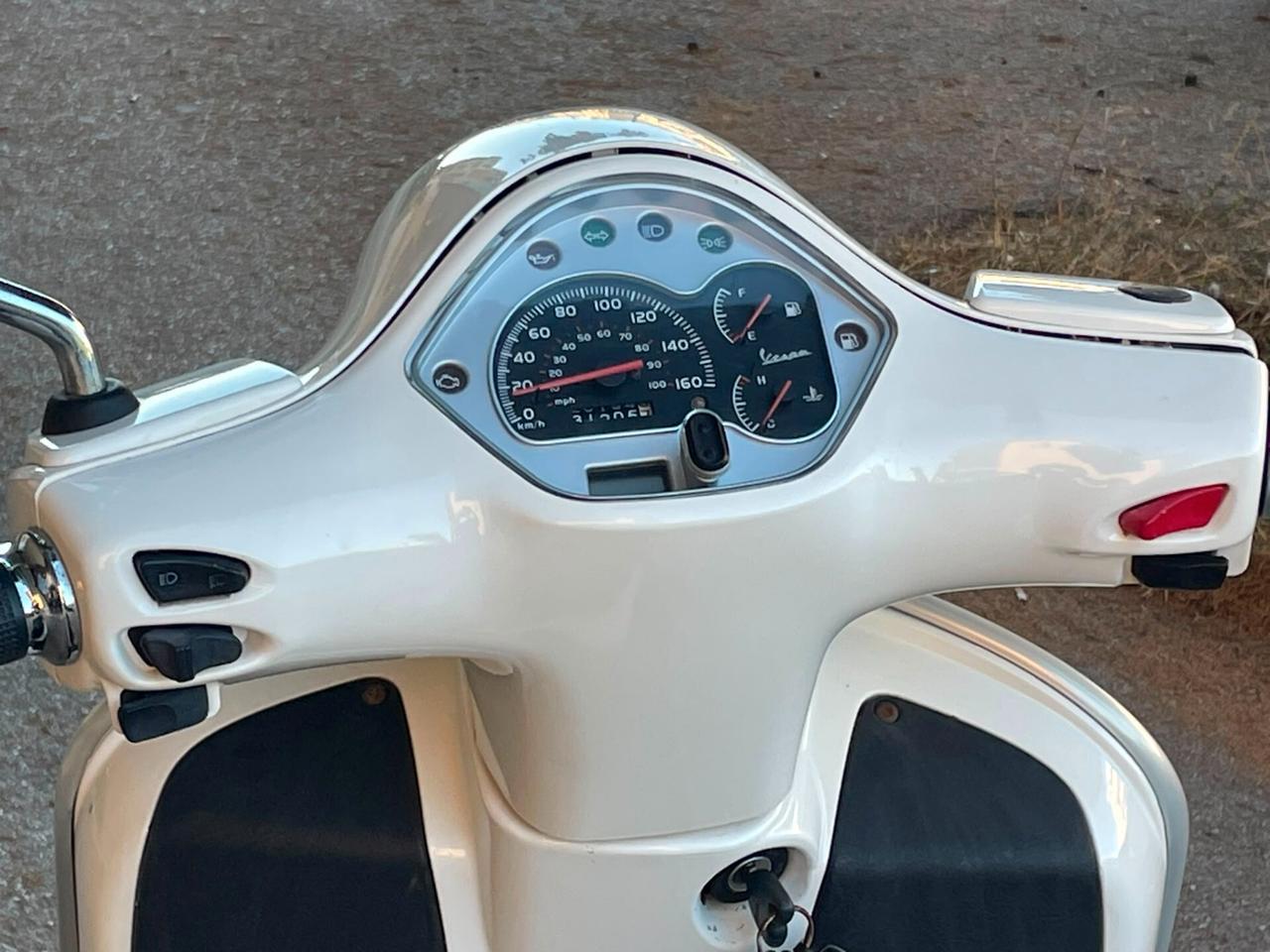 Piaggio Vespa 300 GTS