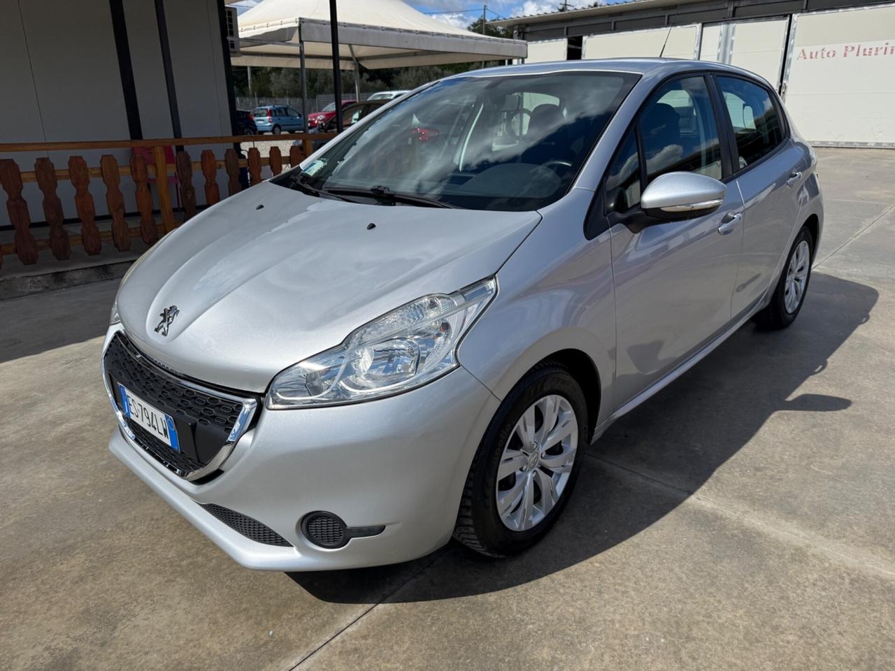 Peugeot 208 1.4 HDi 68 CV 5 porte Access