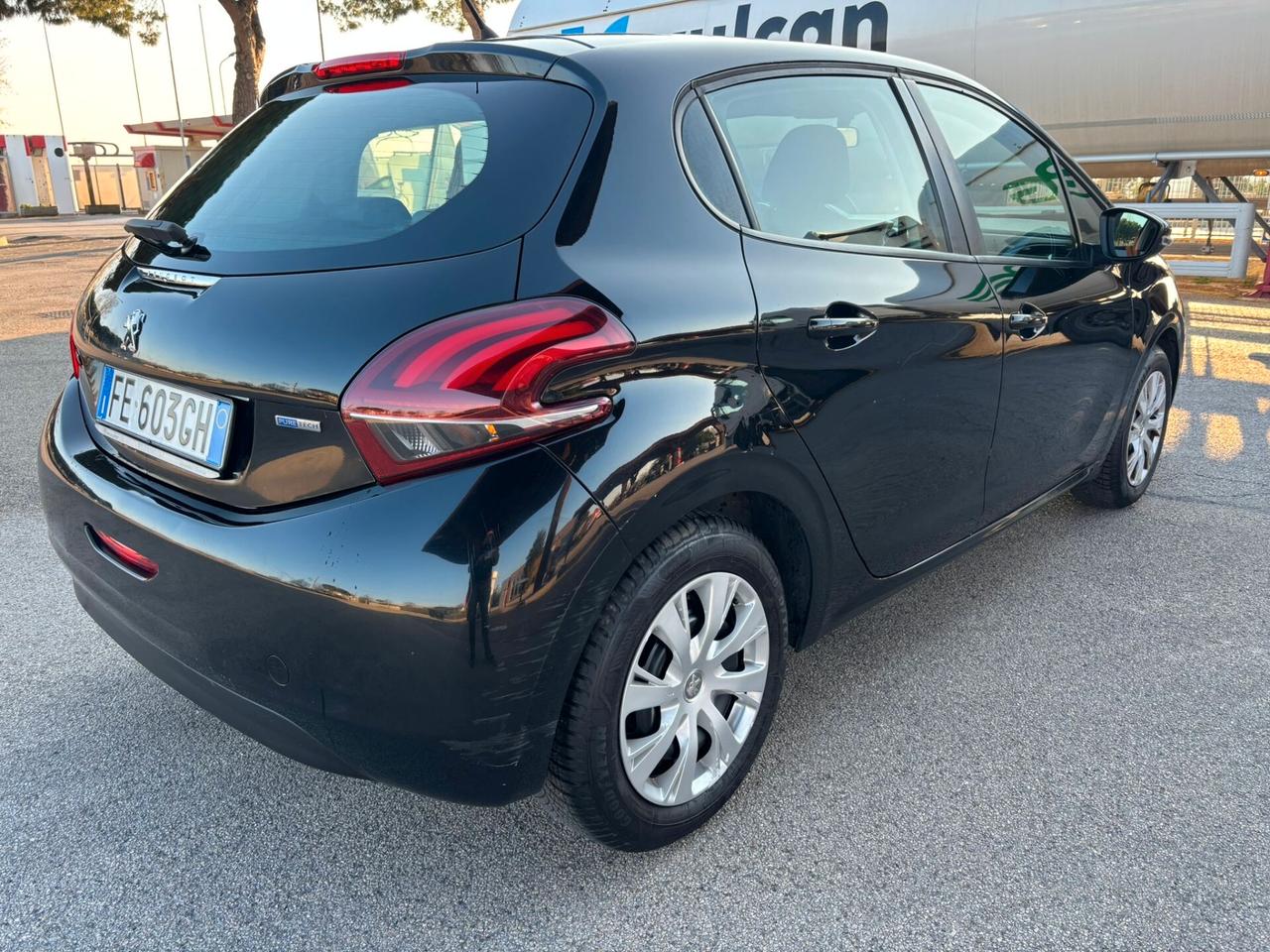 Peugeot 208 PureTech 68 5 porte Active