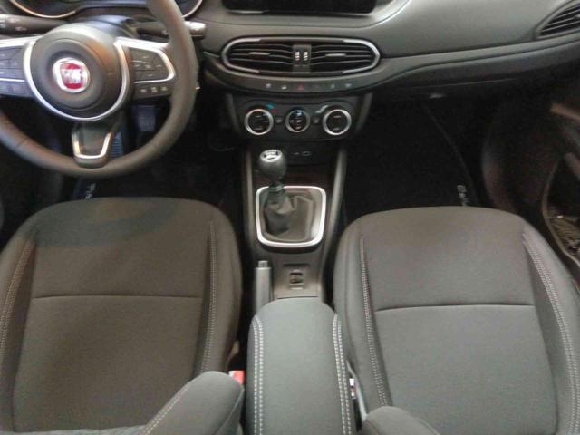 FIAT Tipo 1.6 Mjt S&S SW Cross