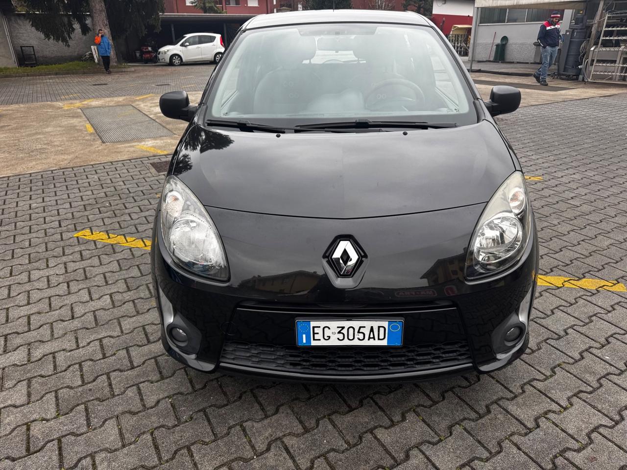 Renault Twingo 1.2 16V Neopatentati