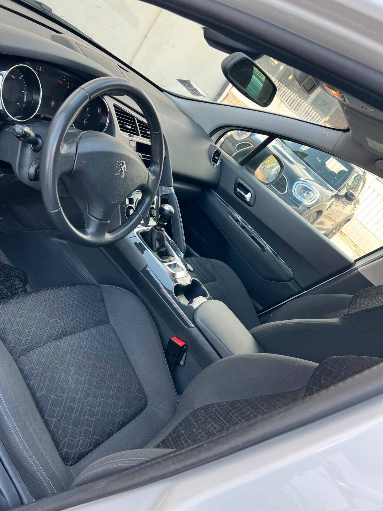 Peugeot 3008 1.6 HDi 115CV Active