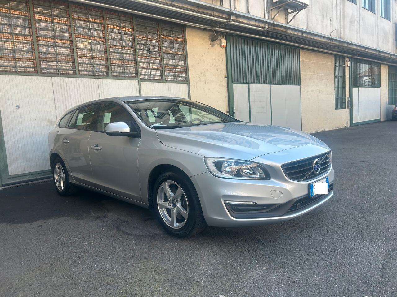 Volvo V60 D2 Kinetic