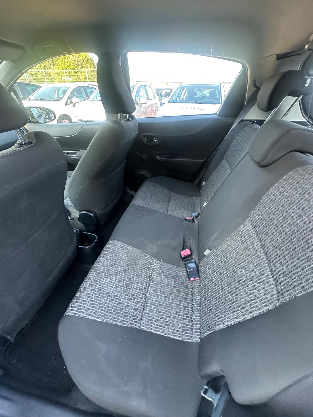 Toyota Yaris 1.0 5 porte Lounge