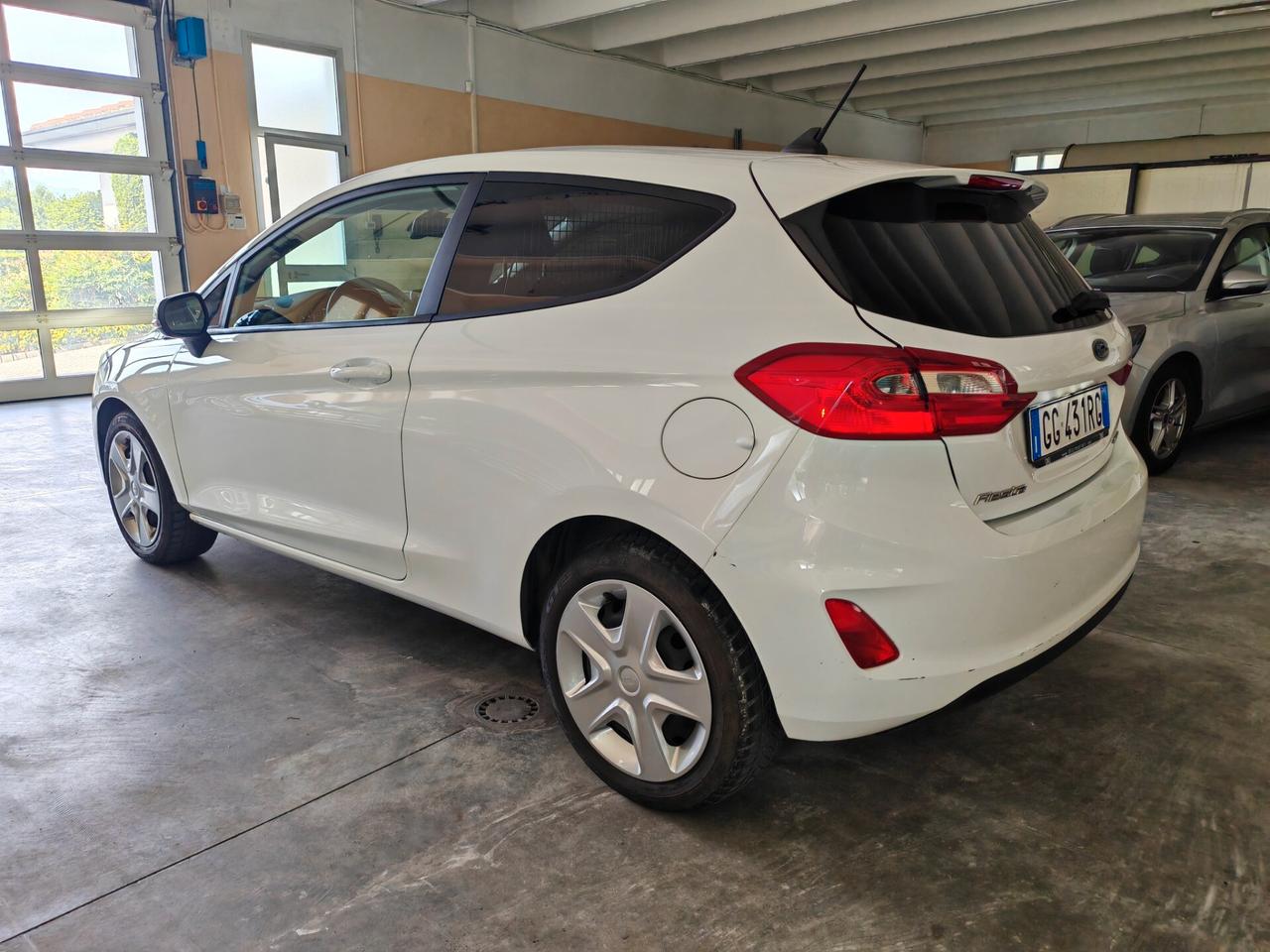 Ford Fiesta VAN hybrid 125cv Autocarro N1 2 posti uniprop