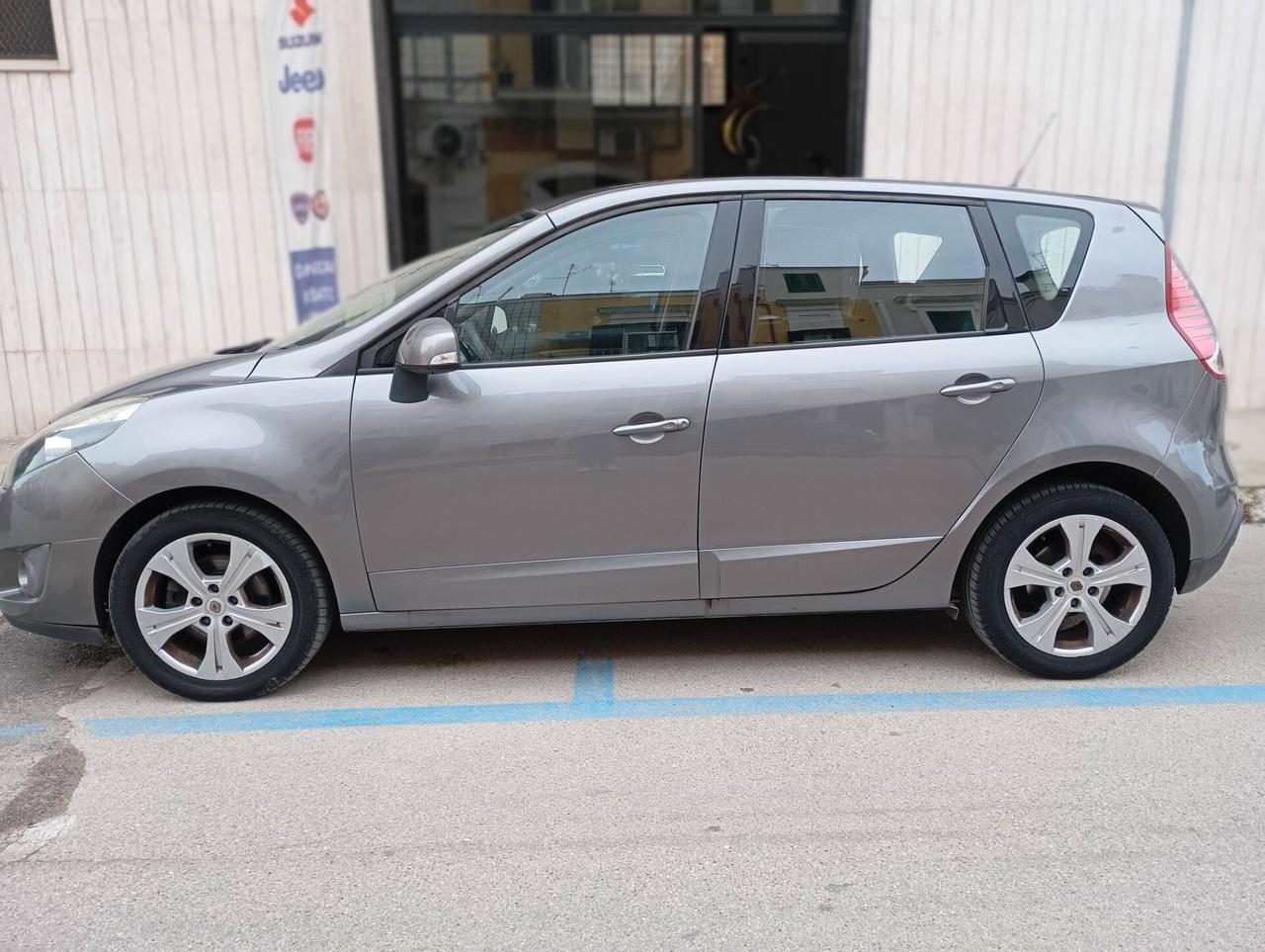 Renault Scenic Scénic X-Mod 1.5 dCi 110CV Dynamique