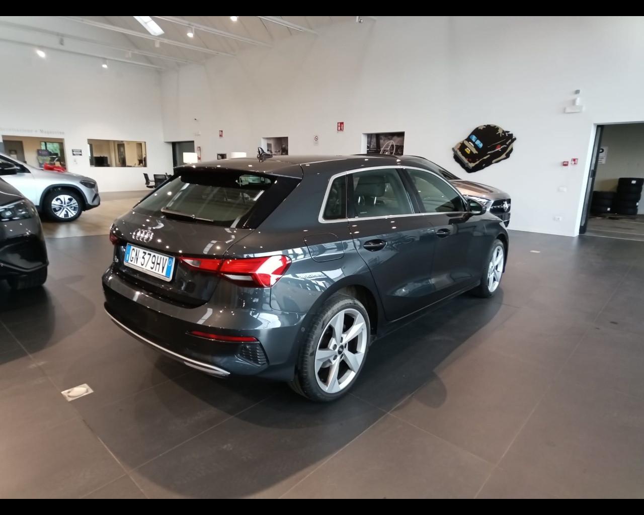 AUDI A3 IV 2020 Sportback - A3 Sportback 30 1.5 g-tron Business A