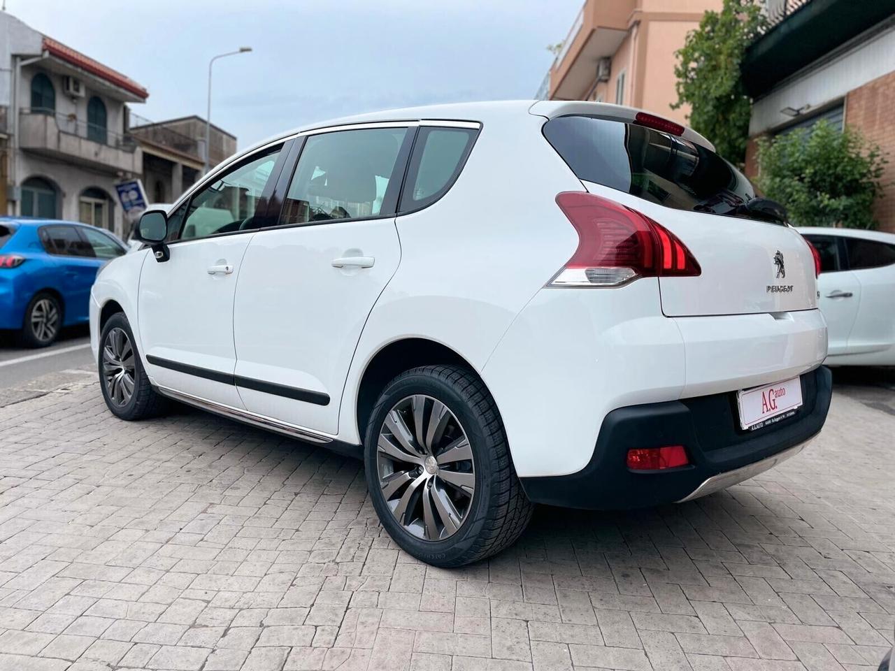 Peugeot 3008 1.6 HDi 115CV Business