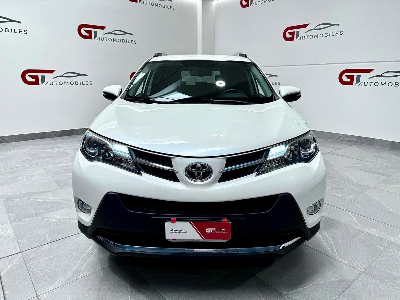 Toyota RAV 4 RAV4 2.2 D-4D 4WD Lounge