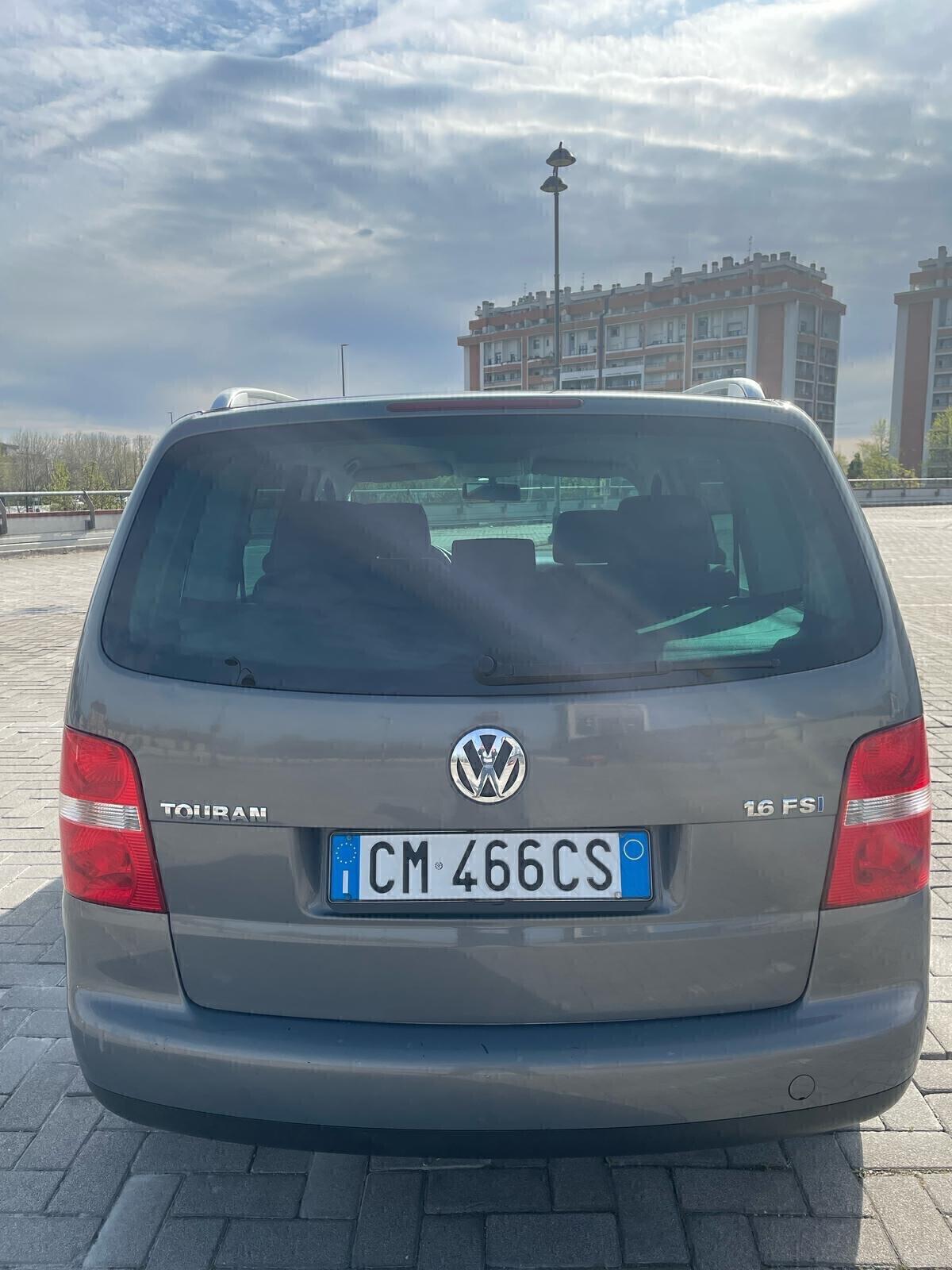 Volkswagen Touran 1.6 16V FSI Highline UNI.PRO 12 MESI GARANZIA