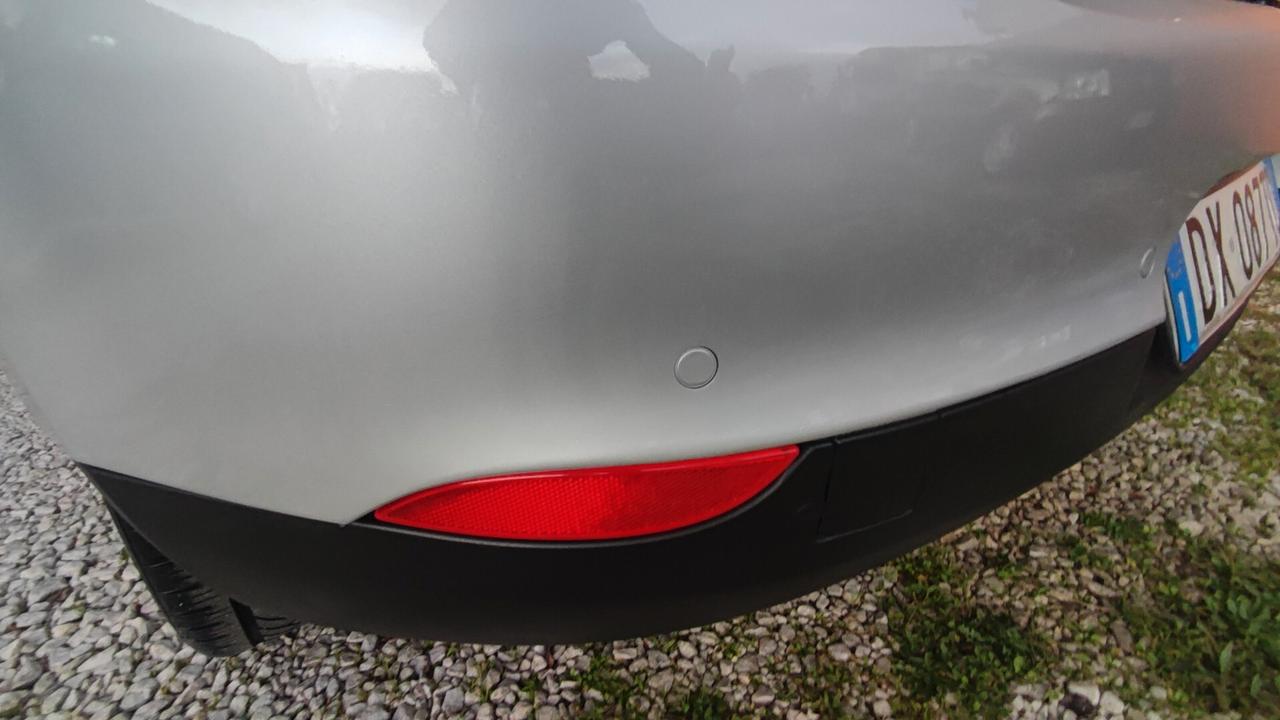 Renault Megane Mégane 1.5 dCi 2010 full