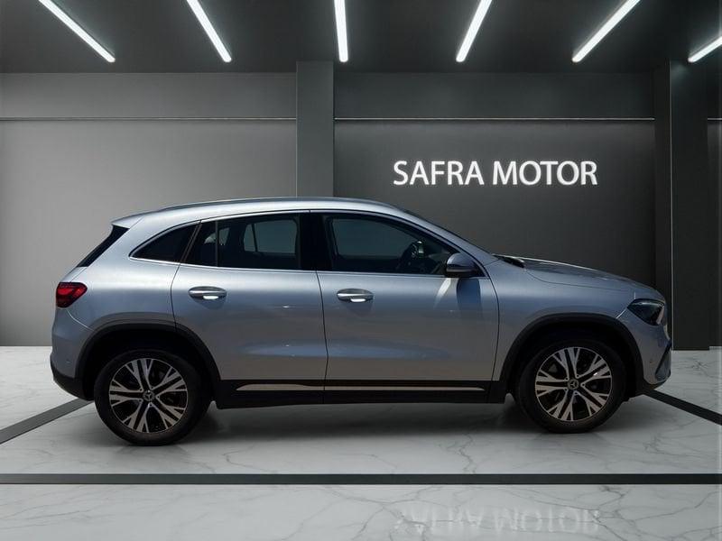 Mercedes-Benz GLA GLA 180 d Prog Advanced