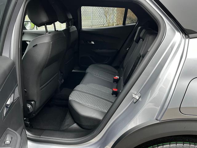 PEUGEOT 2008 PureTech 100 S&S Allure KM 0